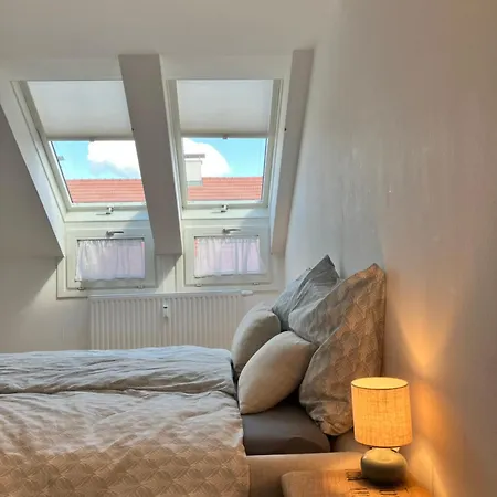 Fffina - Family & Friends - Parking Included *