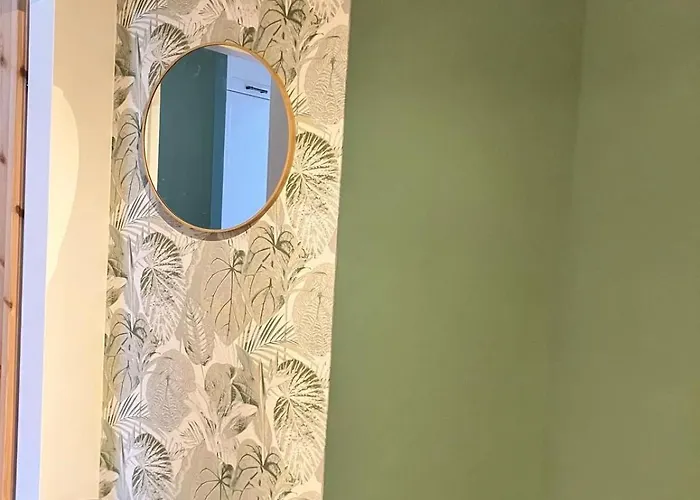 Fffina - Family & Friends - Parking Included アパート *