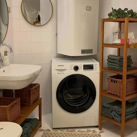 Fffina - Family & Friends - Parking Included * Graz