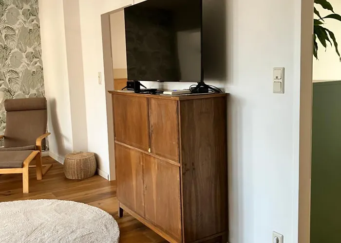 Fffina - Family & Friends - Parking Included *